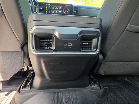 Used 2024 GMC Sierra 1500 Elevation w/ LPO, Elevation Black Package AWD/4WD image 18