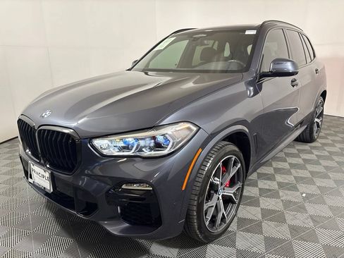 Used 2021 BMW X5 xDrive40i w/ M Sport Package AWD/4WD image 2