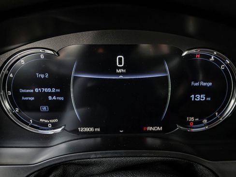 Used 2016 Cadillac Escalade Platinum image 22