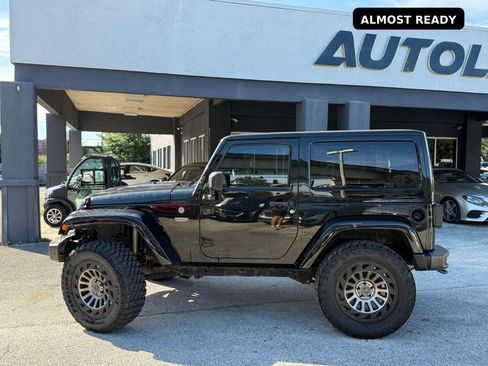Used 2017 Jeep Wrangler 75th Anniversary image 3