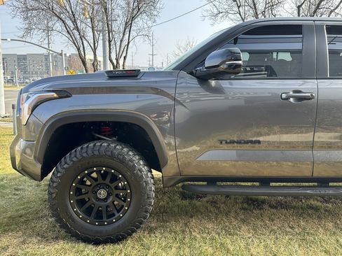 Used 2025 Toyota Tundra Limited w/ TRD Off-Road Package image 12