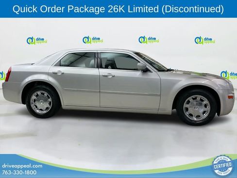 Used 2006 Chrysler 300 Touring image 4