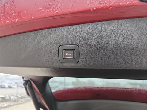 Used 2021 Buick Encore GX Essence w/ Experience Buick Package image 16