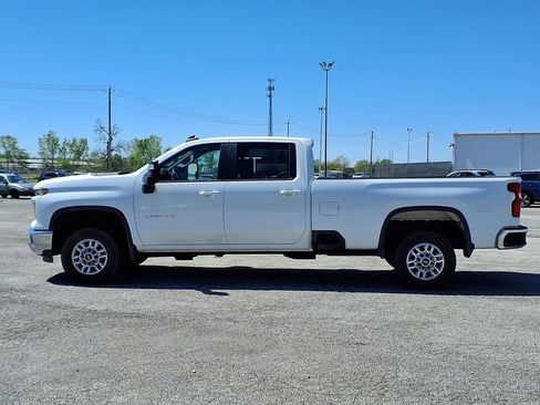 Used 2024 Chevrolet Silverado 2500 LT RWD image 4