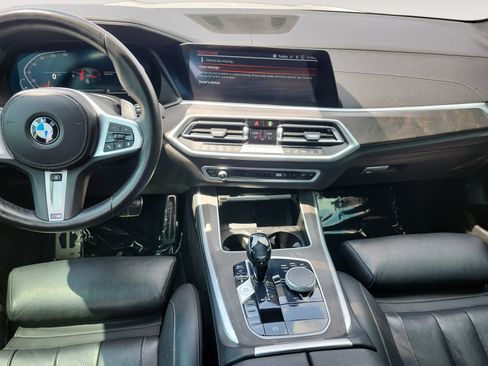 Used 2021 BMW X5 sDrive40i w/ M Sport Package RWD image 11