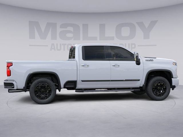 New 2026 Chevrolet Silverado 2500 High Country w/ LPO, Dark Essentials Package AWD/4WD image 6