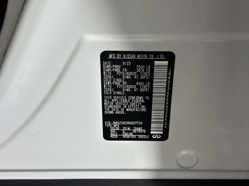 Used 2024 INFINITI QX80 Luxe image 41