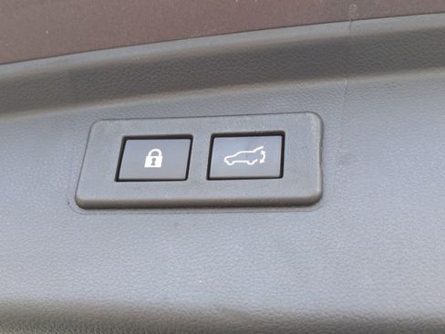 Used 2021 Subaru Outback Touring XT image 13