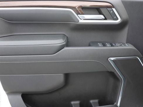 Used 2022 Chevrolet Silverado 1500 LT image 15