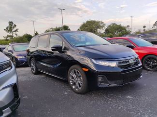 Used 2025 Honda Odyssey Touring video 1
