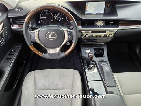 Used 2013 Lexus ES 350 w/ Luxury Pkg image 13