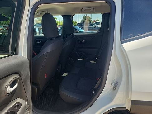 Used 2023 Jeep Renegade Trailhawk AWD/4WD image 12