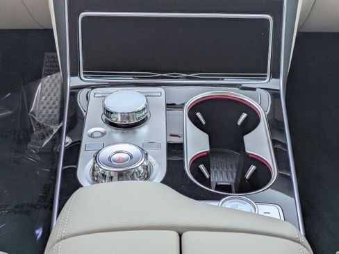 Used 2026 Genesis GV80 2.5T RWD image 18