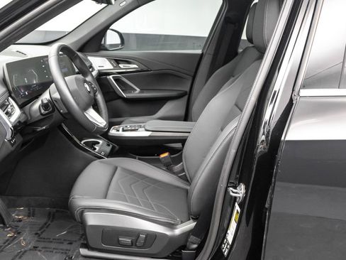 Used 2024 BMW X1 xDrive28i w/ Convenience Package image 6