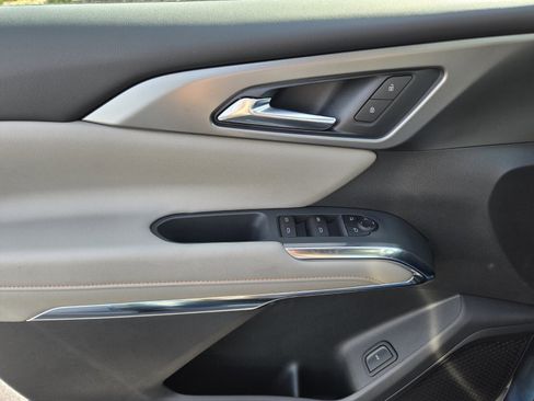 New 2026 Chevrolet Traverse LT image 12