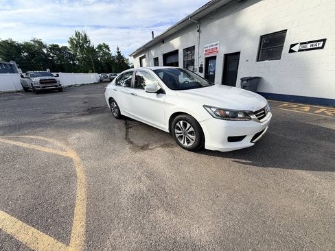Used 2013 Honda Accord LX image 18