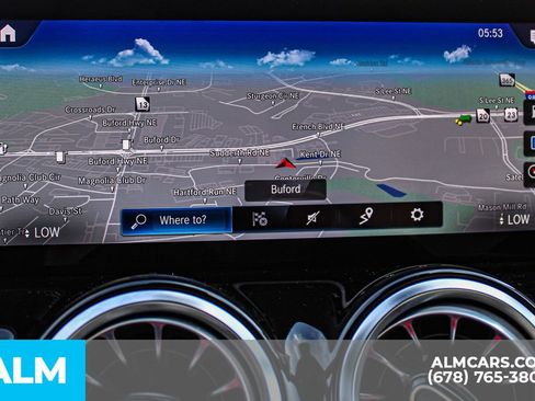 Used 2023 Mercedes-Benz EQB 300 4MATIC image 34