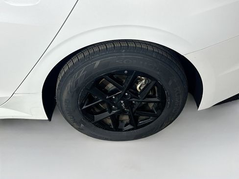 Used 2025 Kia K5 LXS FWD image 11