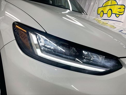 Used 2023 Honda HR-V LX image 32