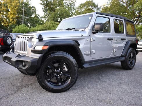 Used 2018 Jeep Wrangler Unlimited Sport AWD/4WD image 48