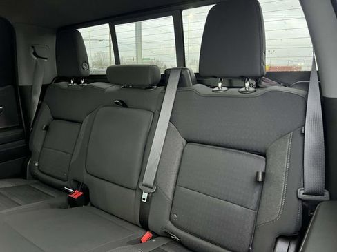 Used 2022 Chevrolet Silverado 1500 RST w/ Convenience Package II AWD/4WD image 26