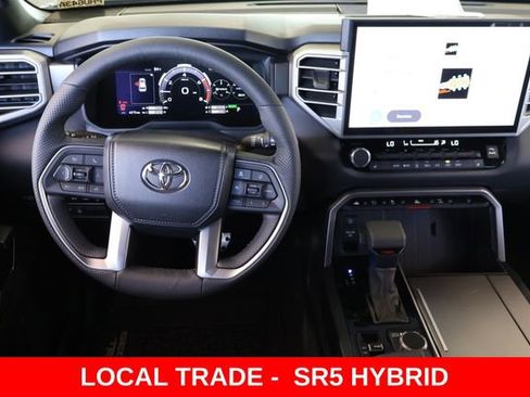 Used 2025 Toyota Sequoia SR5 w/ SR5 Premium Package AWD/4WD image 18