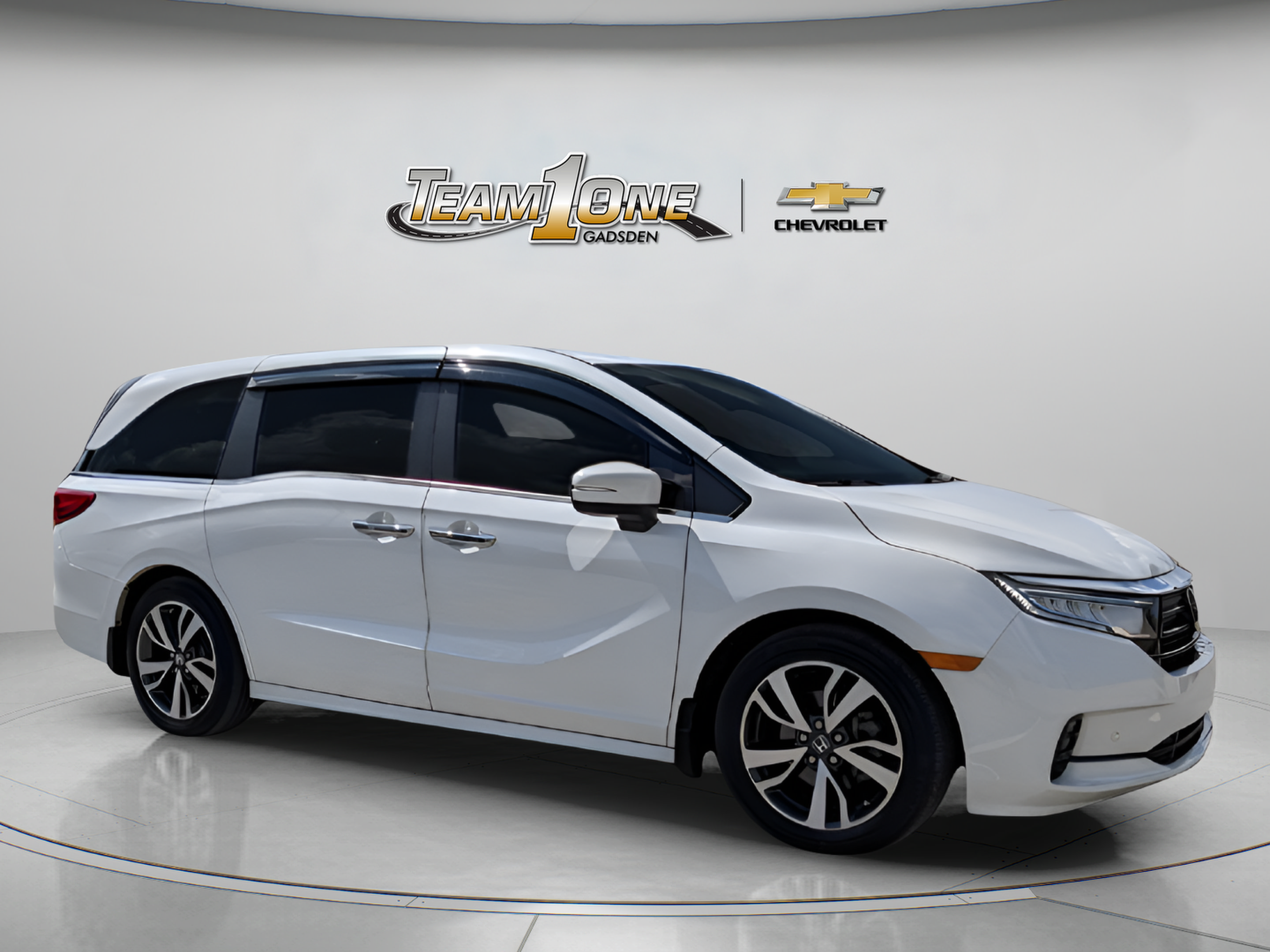 Used 2022 Honda Odyssey Touring image 1