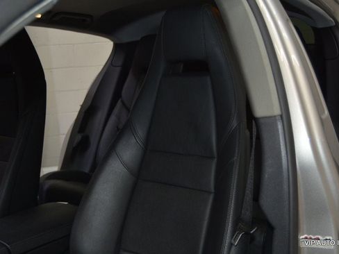 Used 2011 Porsche Panamera 4 AWD/4WD image 13