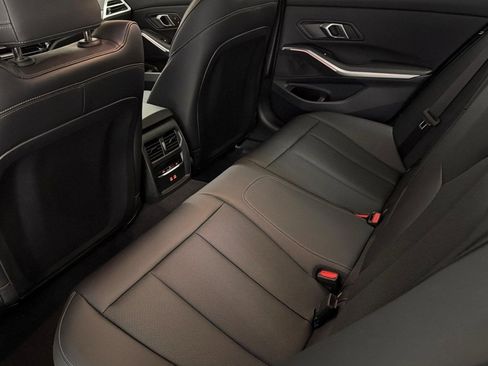 Used 2025 BMW 330i 330i w/ Convenience Package image 27