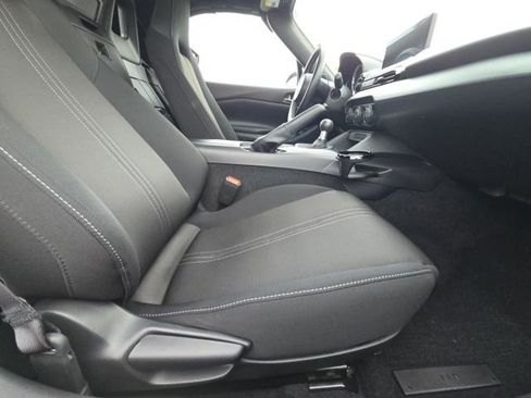 Used 2024 MAZDA MX-5 Miata Sport image 11