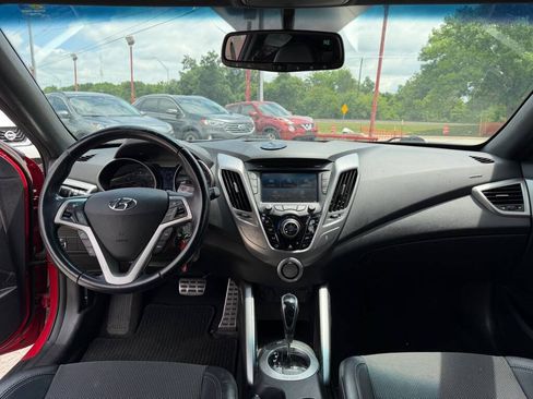 Used 2016 Hyundai Veloster w/ Option Group 02 FWD image 22