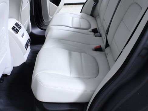 Used 2026 Jaguar F-PACE R-Dynamic S image 11