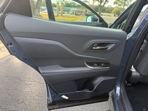 Used 2025 Toyota Crown XLE image 13