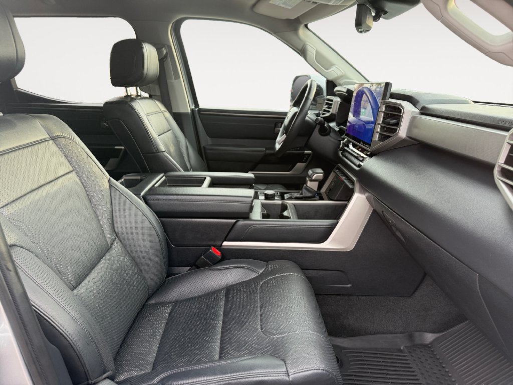 Used 2024 Toyota Tundra Limited AWD/4WD image 15