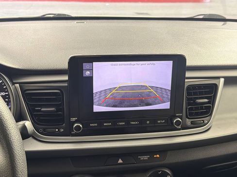 Used 2022 Kia Rio LX image 19