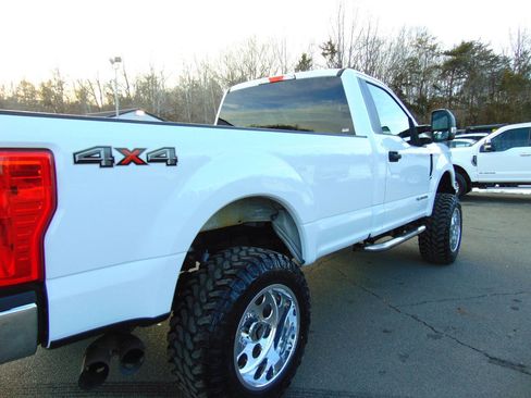 Used 2019 Ford F250 XLT image 31