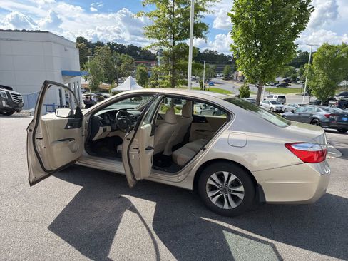 Used 2014 Honda Accord LX image 20