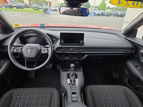 Used 2024 Honda HR-V Sport image 14