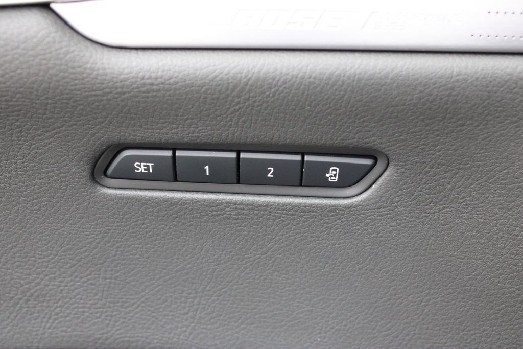 Used 2023 Cadillac XT6 Premium Luxury AWD/4WD image 19