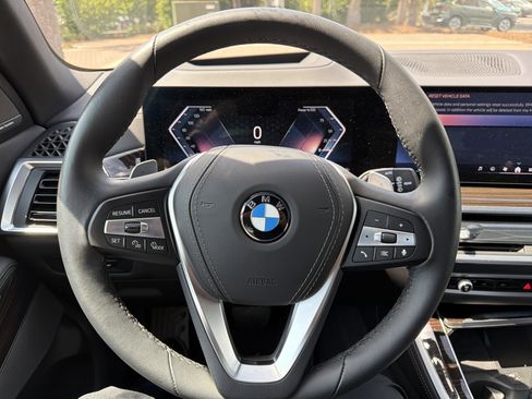 Used 2026 BMW X5 sDrive40i image 18