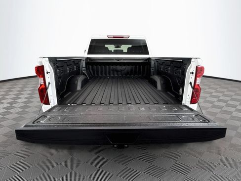 Used 2023 Chevrolet Silverado 2500 LT AWD/4WD image 23