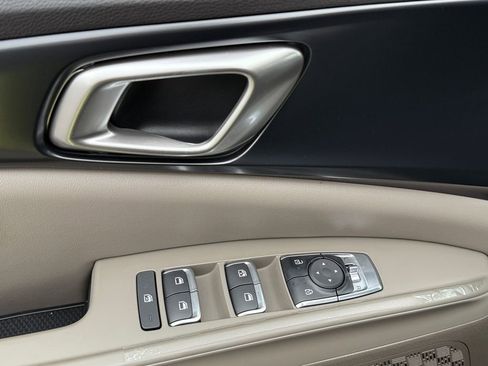 New 2026 Kia Carnival image 11