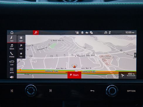 Certified 2026 Porsche Macan GTS AWD/4WD image 8