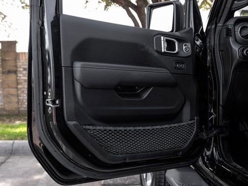 Used 2023 Jeep Wrangler Sahara w/ Cold Weather Group image 53