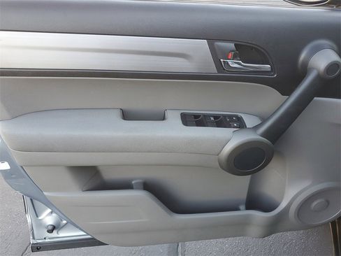 Used 2010 Honda CR-V LX image 18