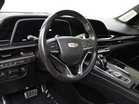 Certified 2023 Cadillac Escalade V AWD/4WD image 7