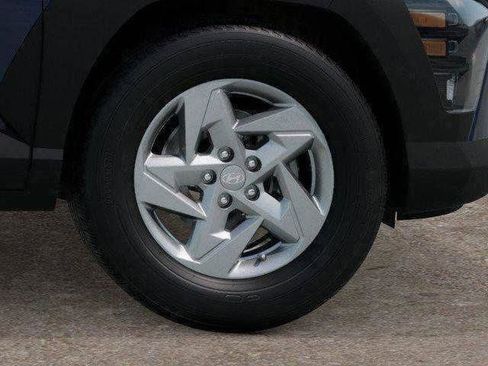 New 2026 Hyundai Kona SE FWD image 17