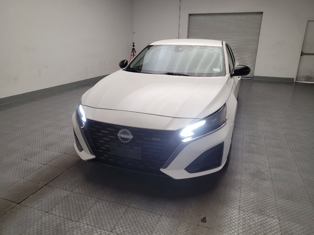 Used 2024 Nissan Altima 2.5 SR FWD image 15