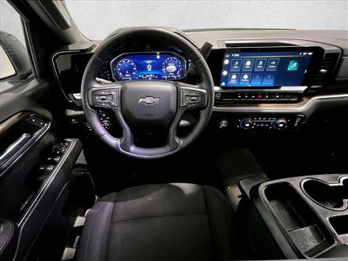 Used 2022 Chevrolet Silverado 1500 RST RWD image 7