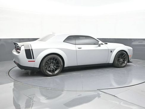 Used 2023 Dodge Challenger SRT Hellcat RWD image 17